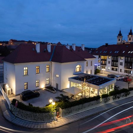 1552 Boutique Hotel Eger Buitenkant foto