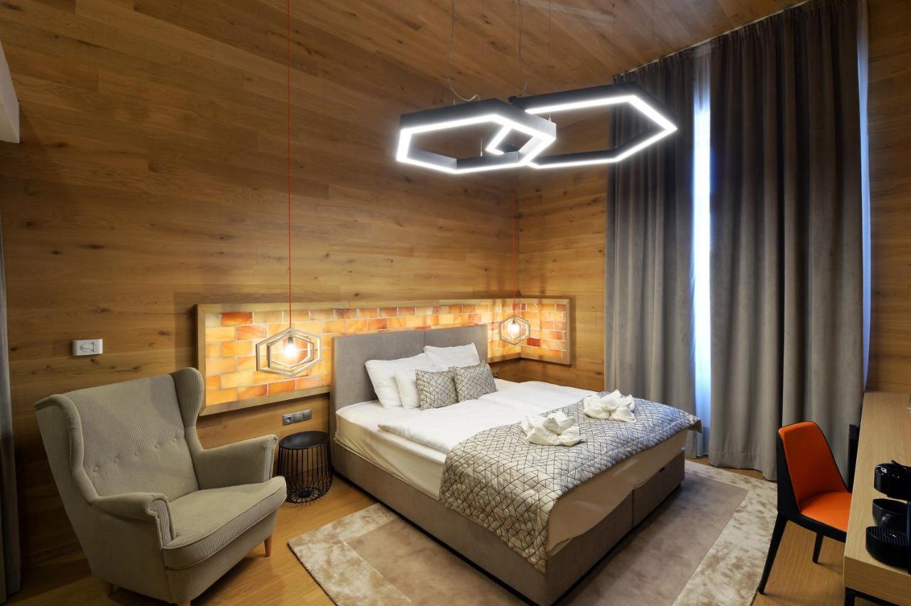 1552 Boutique Hotel Eger Buitenkant foto