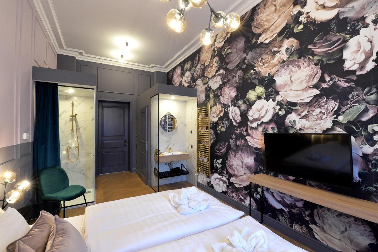 1552 Boutique Hotel Eger Buitenkant foto
