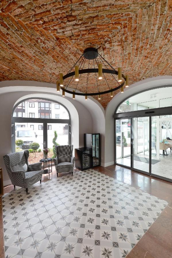 1552 Boutique Hotel Eger Buitenkant foto